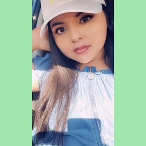 Meet your Posher, Fabiola